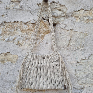 Sac à main en crochet effet pailleté à franges - image 10
