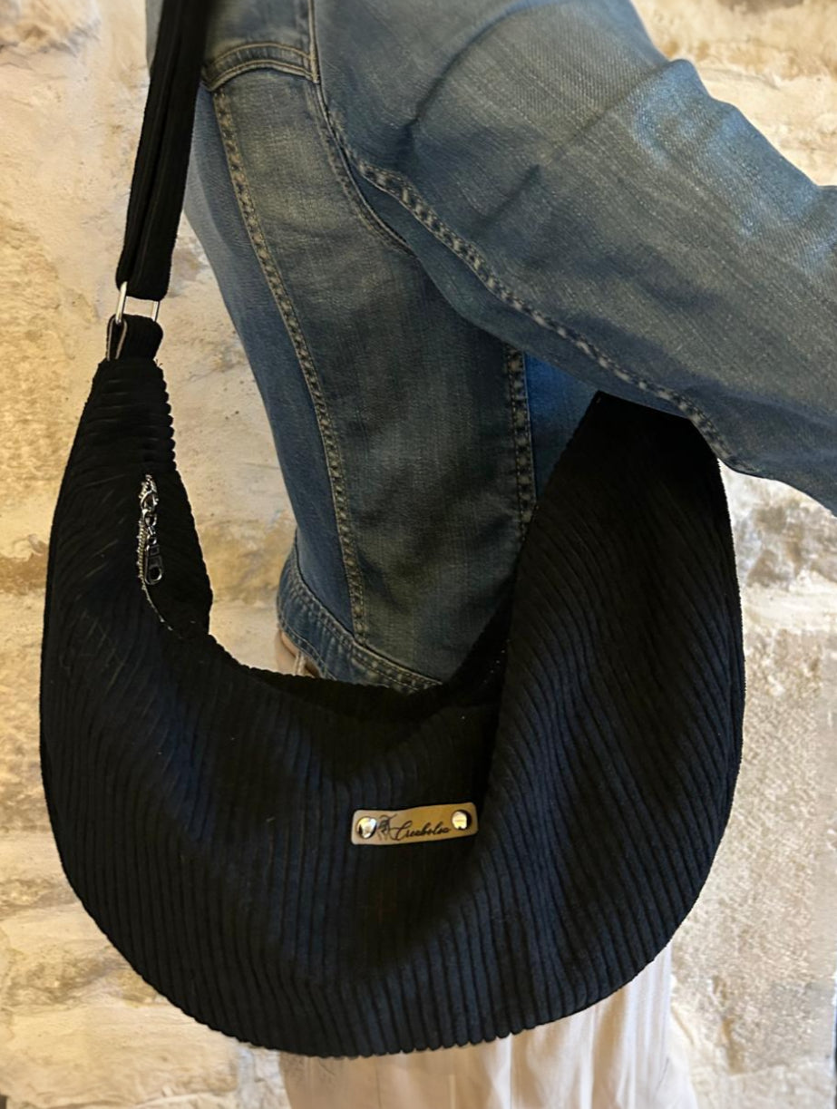 Sac demi-lune fait main velours côtelé NOIR - 3 tailles