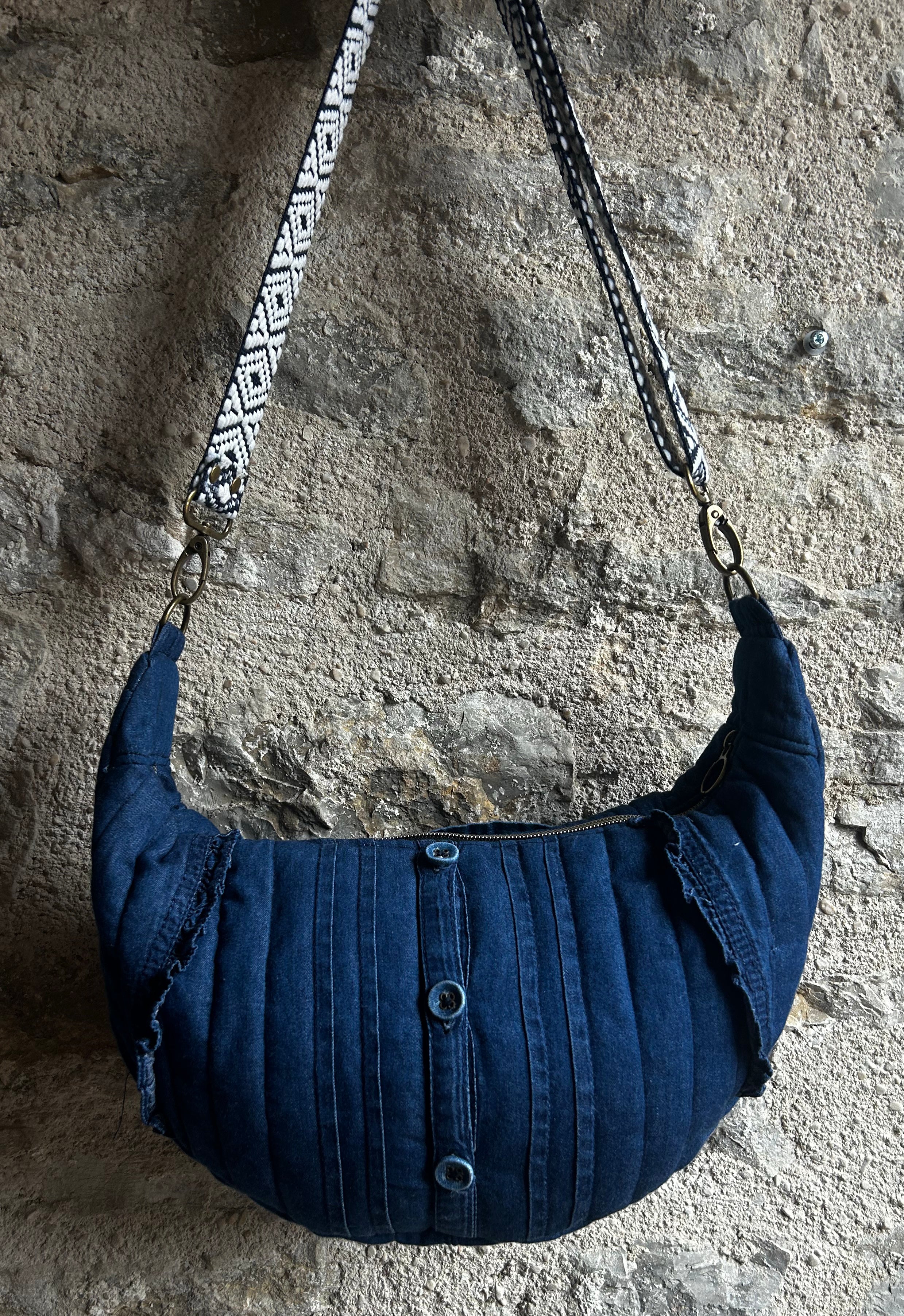Sac demi lune personnalisé pour Mélanie - image 9