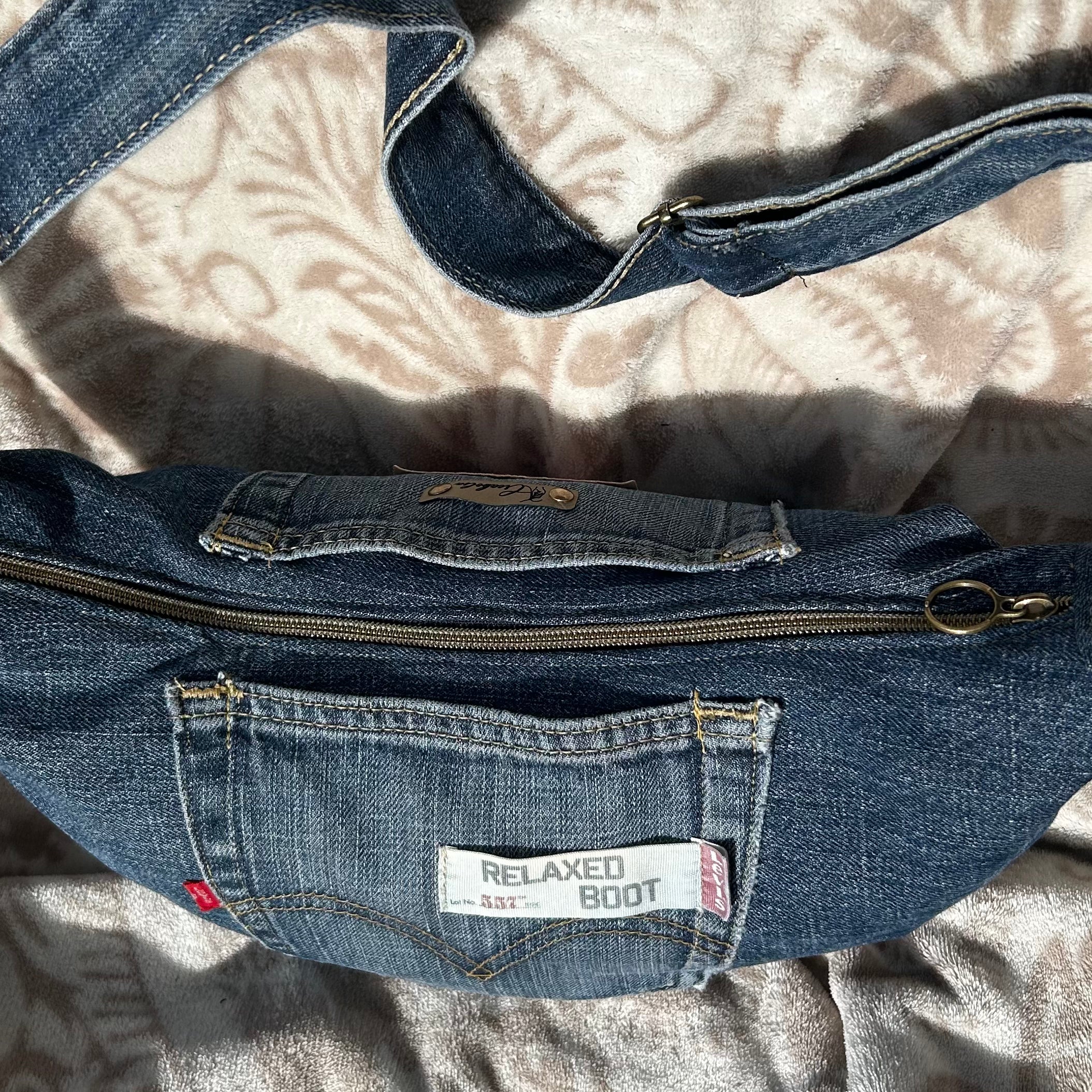 Sac demi-lune fait main jean Levi’s recyclé - image 11