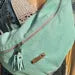 Sac banane velours côtelé vert clair taille M, sangle amovible et réglable - image 4