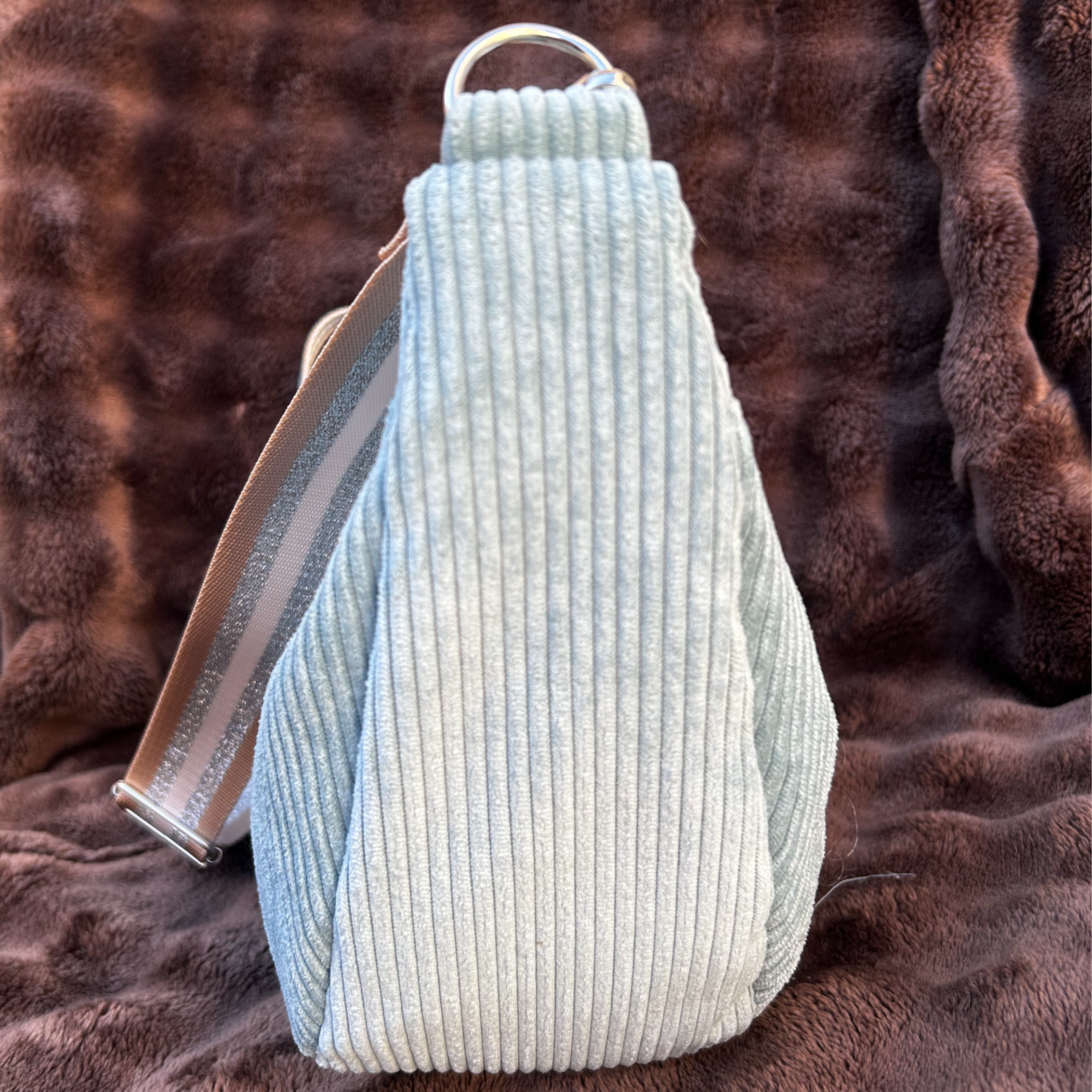 Sac demi-lune fait main velours côtelé vert d'eau - 3 tailles - image 8