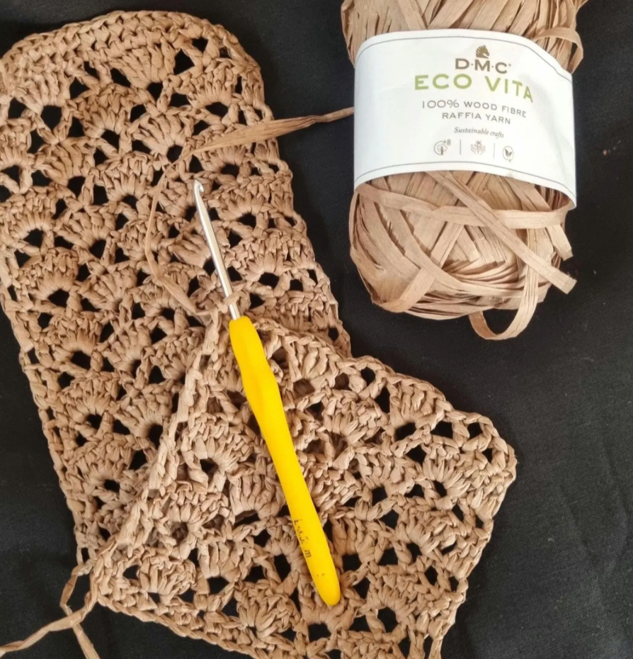Pochette téléphone crochet/raphia - image 12