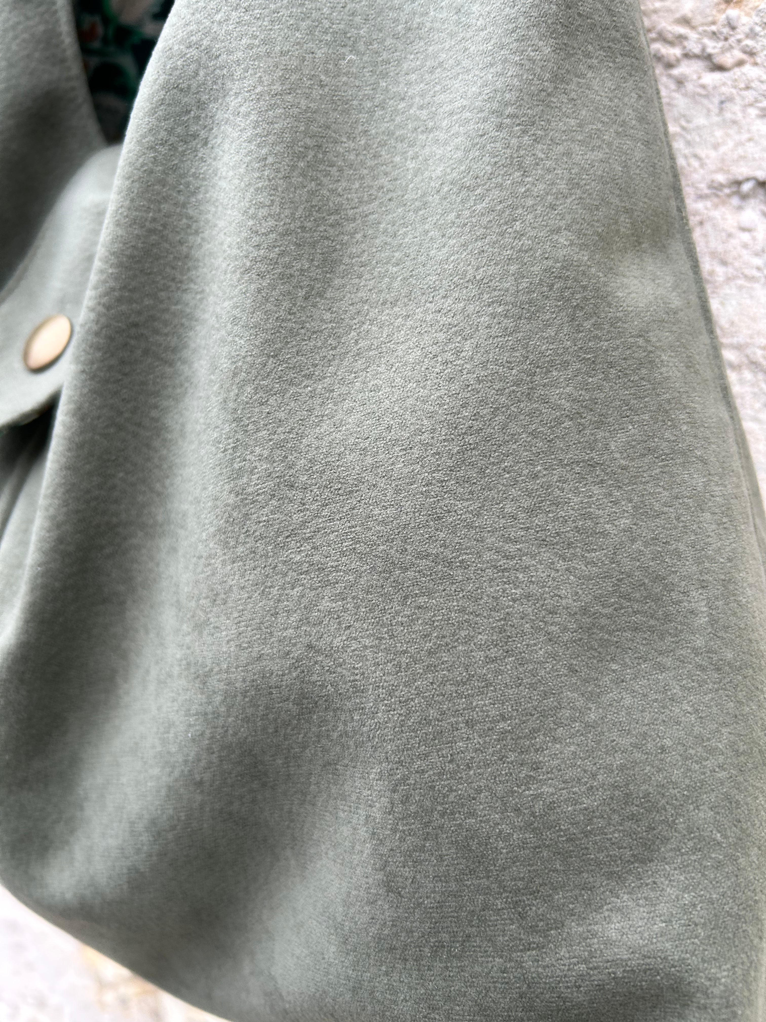 Sac hobo fait main en simili daim kaki - image 13