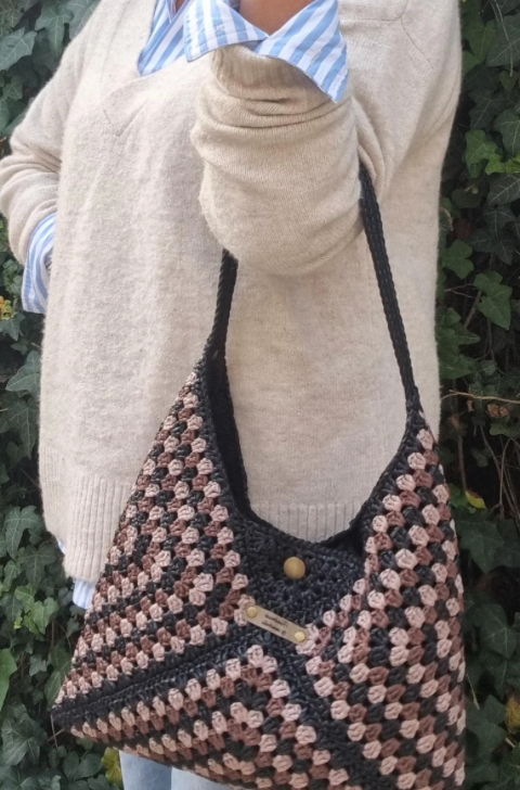 Sac hobo en crochet/raphia - image 3