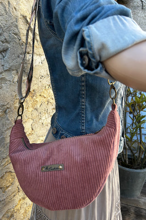 Sac demi-lune fait main velours côtelé vieux rose - 3 tailles - image 5