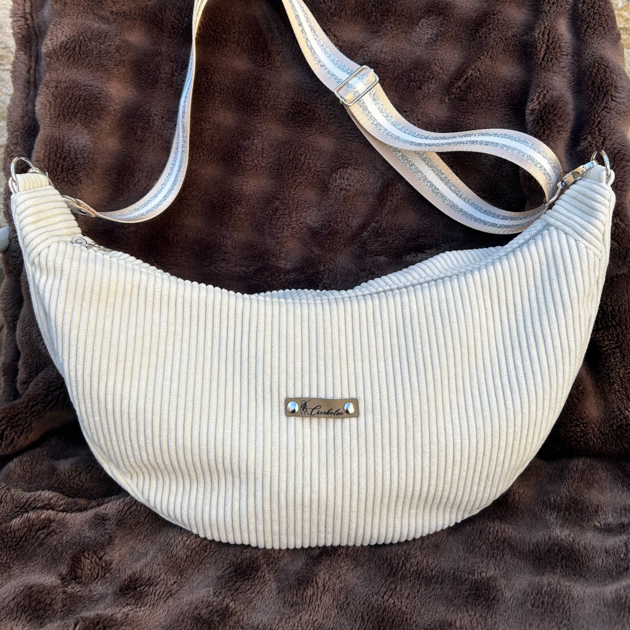 Sac demi-lune fait main velours côtelé beige - 3 tailles - image 5