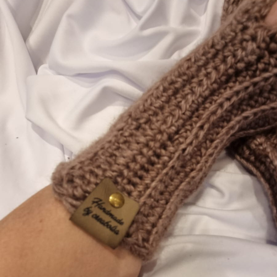 Mitaines en crochet taupe, idée cadeau - image 4
