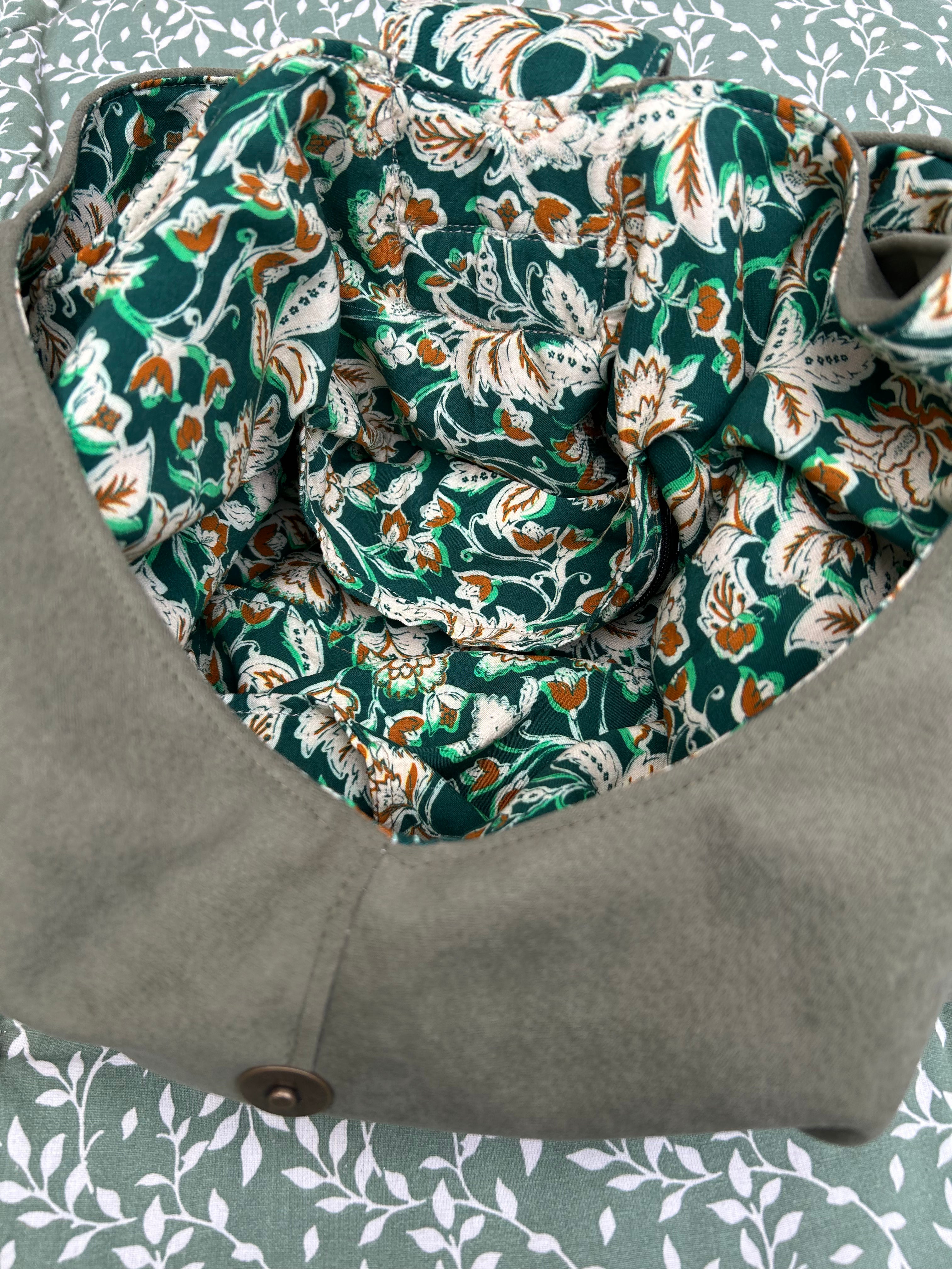 Sac hobo fait main en simili daim kaki - image 9