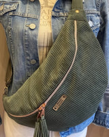 Sac banane fait main en velours côtelé kaki – création artisanale sur commande - 