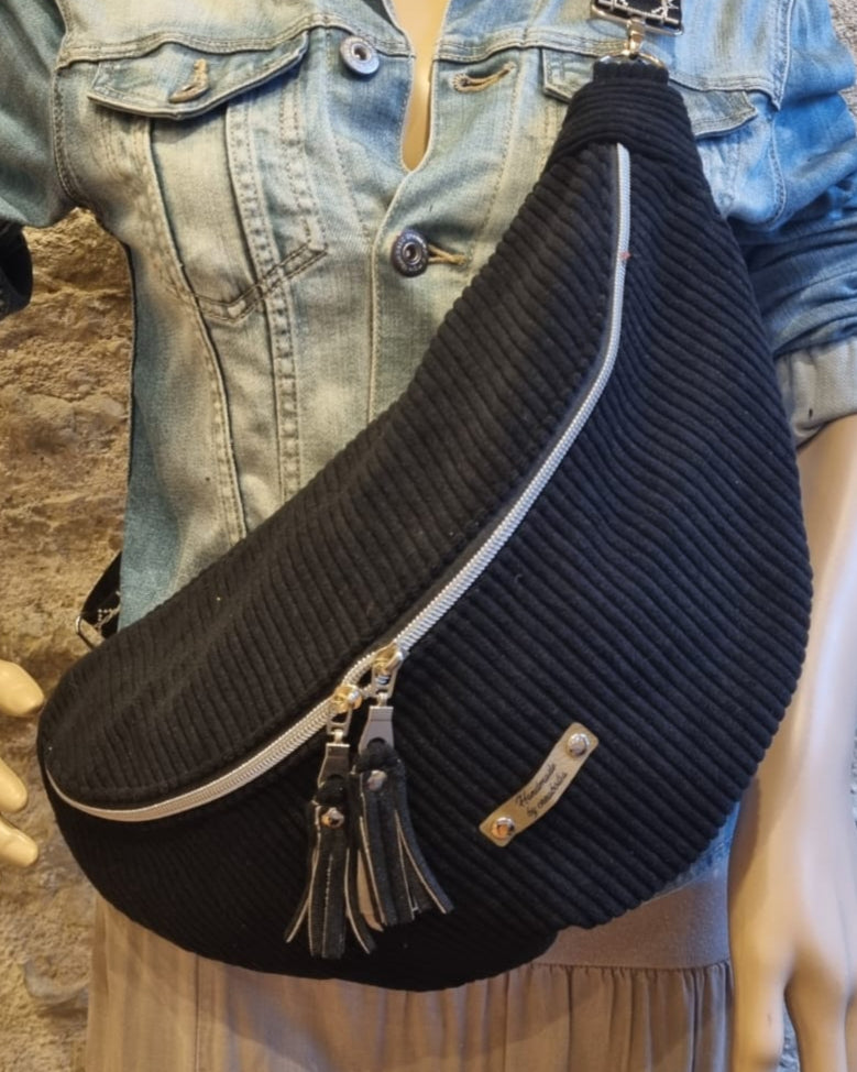 Sac banane fait main en velours côtelé – création artisanale sur commande