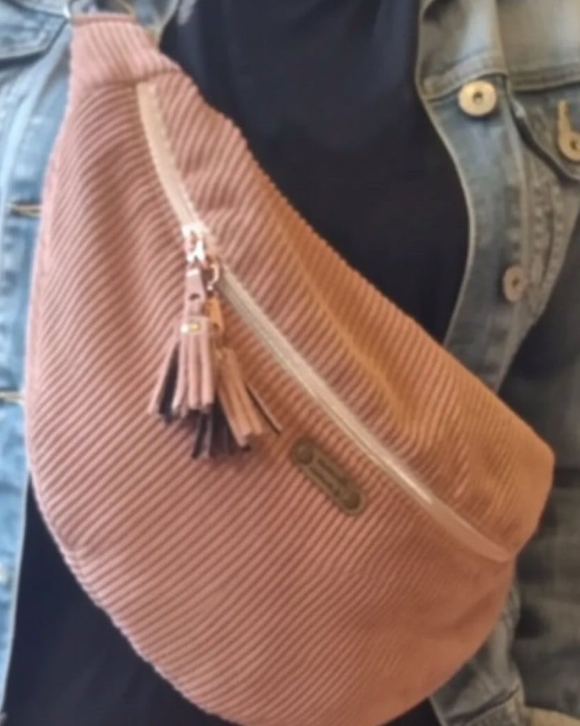 Sac banane fait main en velours côtelé vieux rose– création artisanale sur commande - 