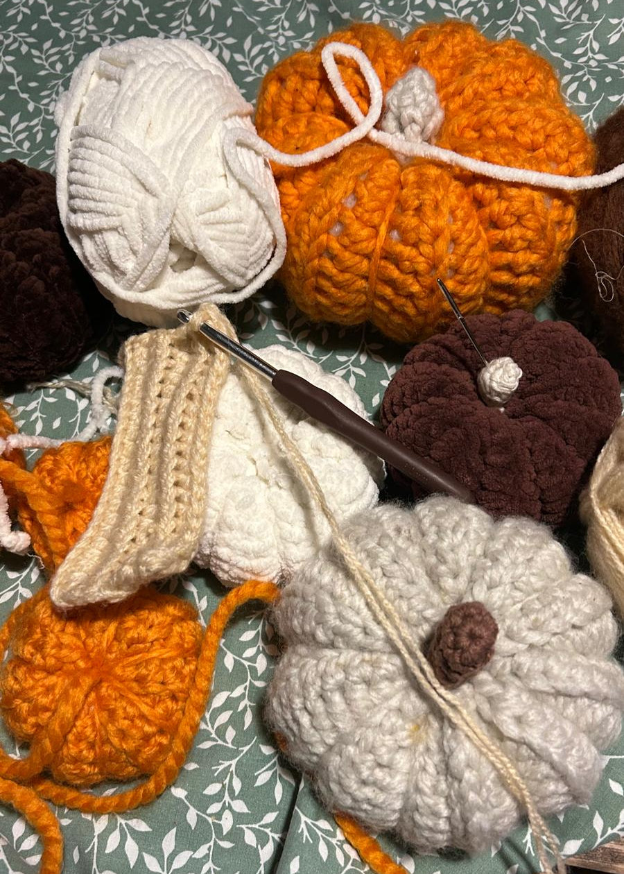 Citrouilles en crochet – Décoration d’automne faite main